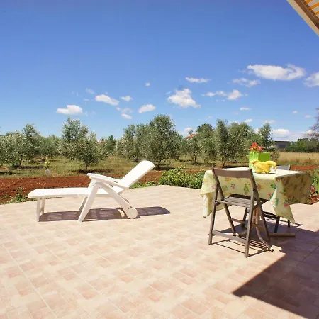 Peaceful Bungalow Close To The Beach In *